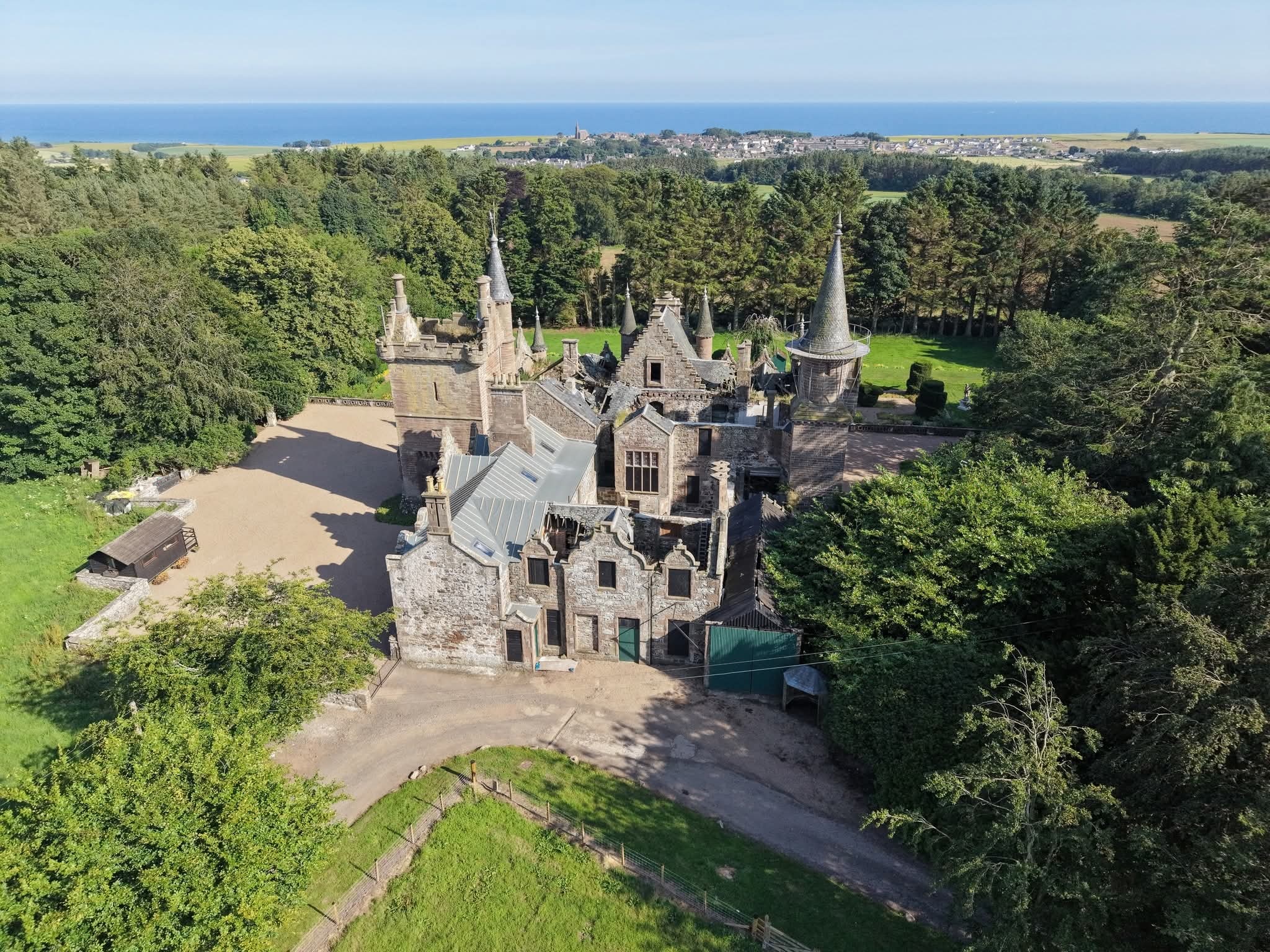 S Drone Travel Explore 3